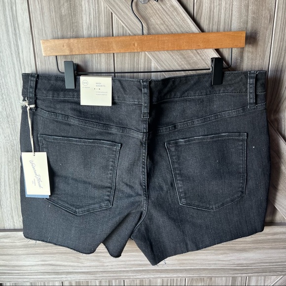 NEW W/ TAGS Universal Thread Black Jean Shorts - Picture 4 of 10